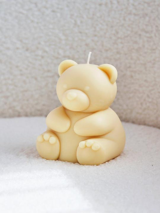 Lucky bear candle